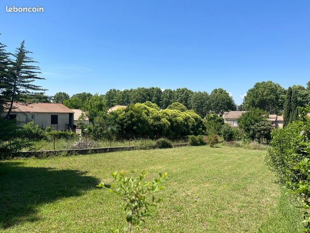 Terrain 304 m² Montbazin
