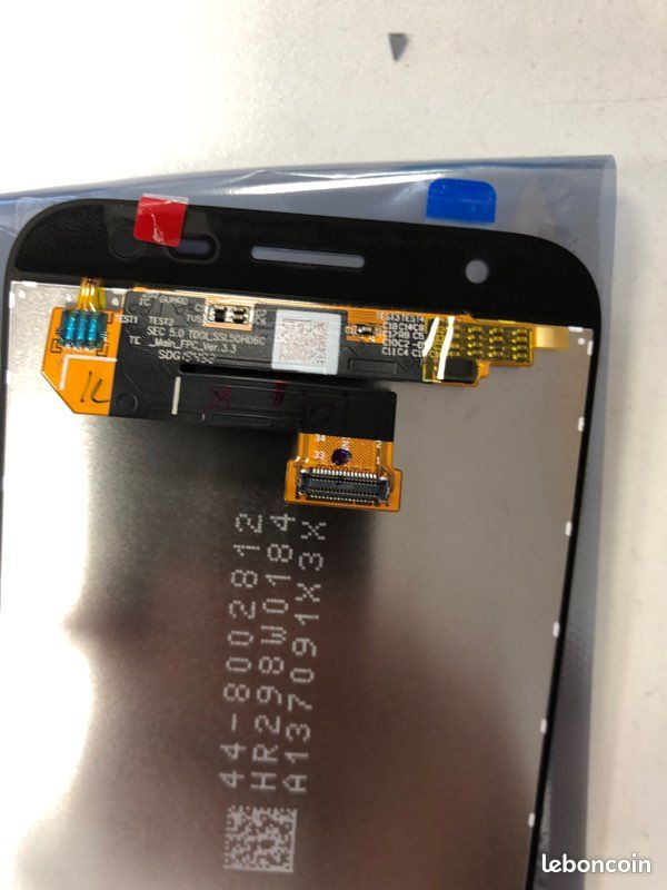 LCD j3 2017 orignal plus adhésif (image 3)