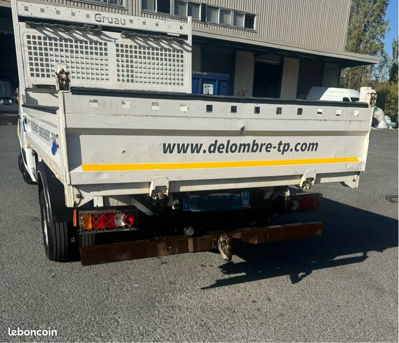 Renault Master III Camion Benne (image 4)