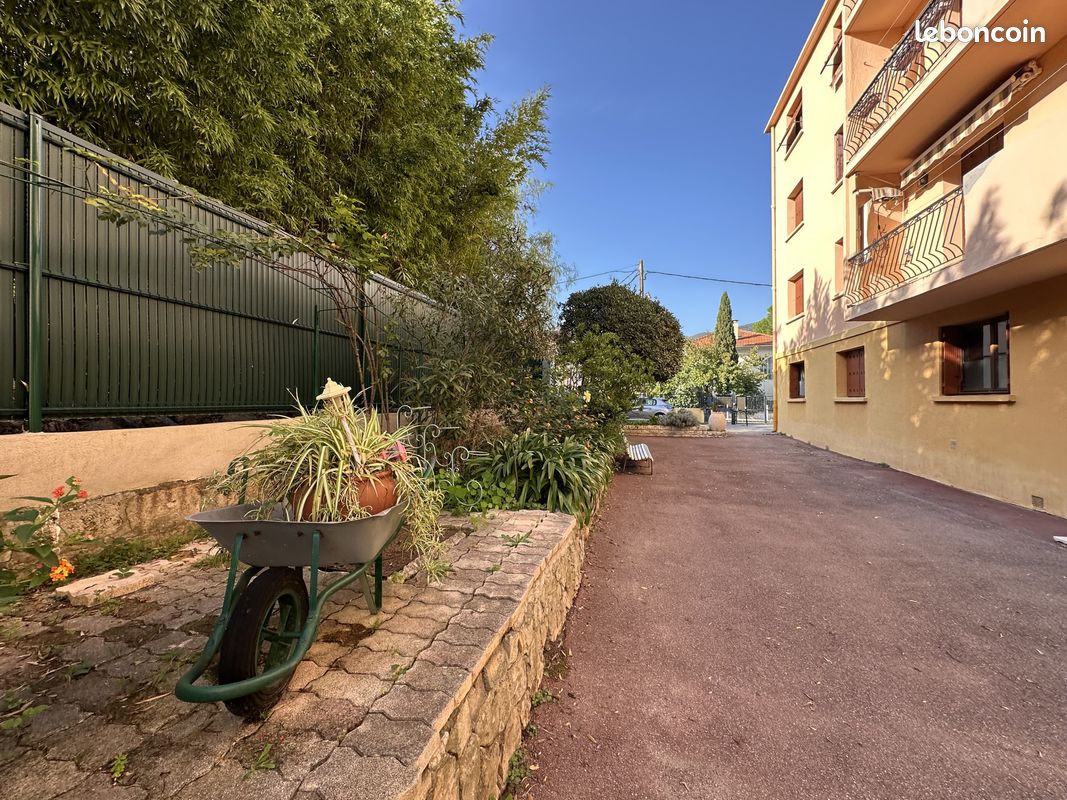 Appartement 4 pièces 78 m² · à Toulon · 78 m² · 307 000 €