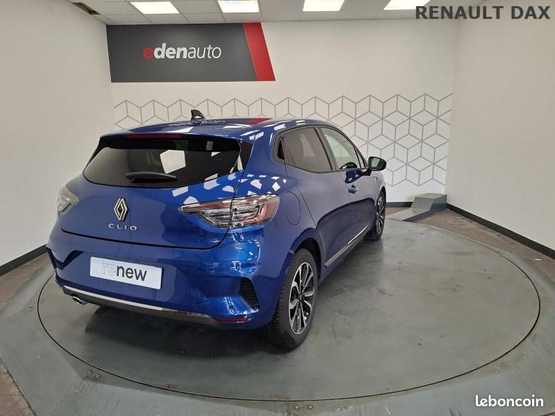 Renault Clio TCe 90 Techno (image 12)