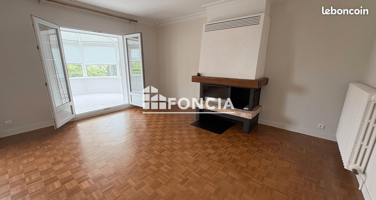 Maison 5 pièces 102 m² · à Loperhet · 102 m² · 1 350 €/mois