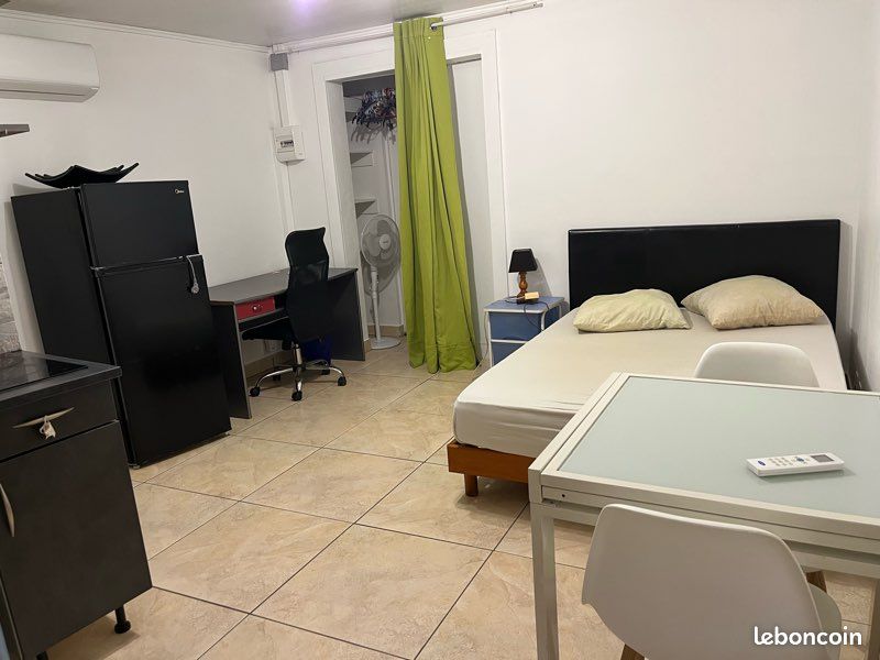 Appartement 1 pièce 25 m² · à Saint-Denis · 25 m² · 570 €