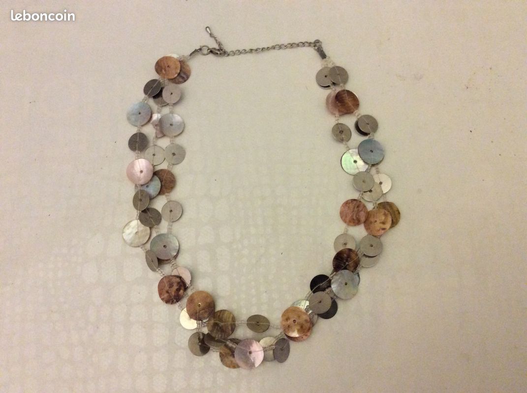 Collier 3 rangs en nacre (image 2)