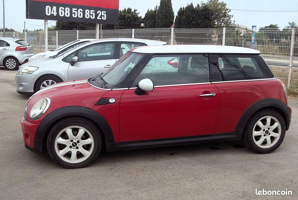 Mini Cooper Hatch 1.6D 110CV (image 5)