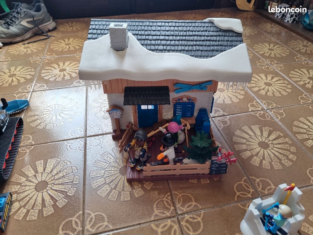 Chalet hiver Playmobil (image 1)