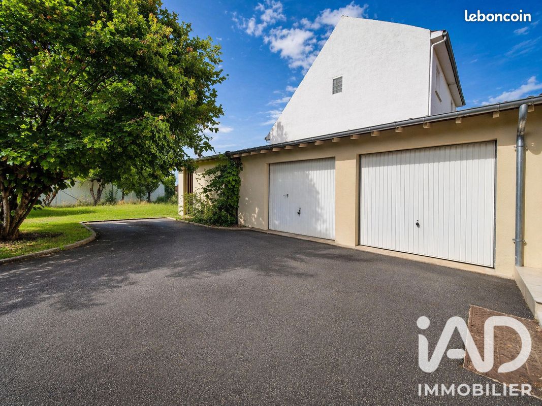 Maison 5 pièces 126 m² · à Breuillet · 126 m² · 349 000 €
