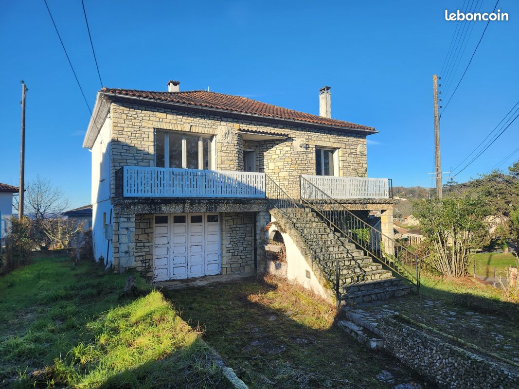 Maison 6 pièces 142 m² · à Puy-l'Évêque · 142 m² · 115 000 €