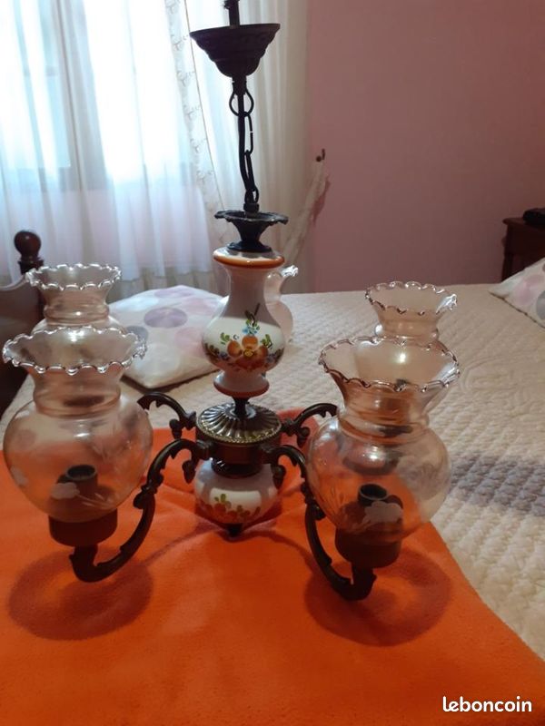 Lustre (image 1)