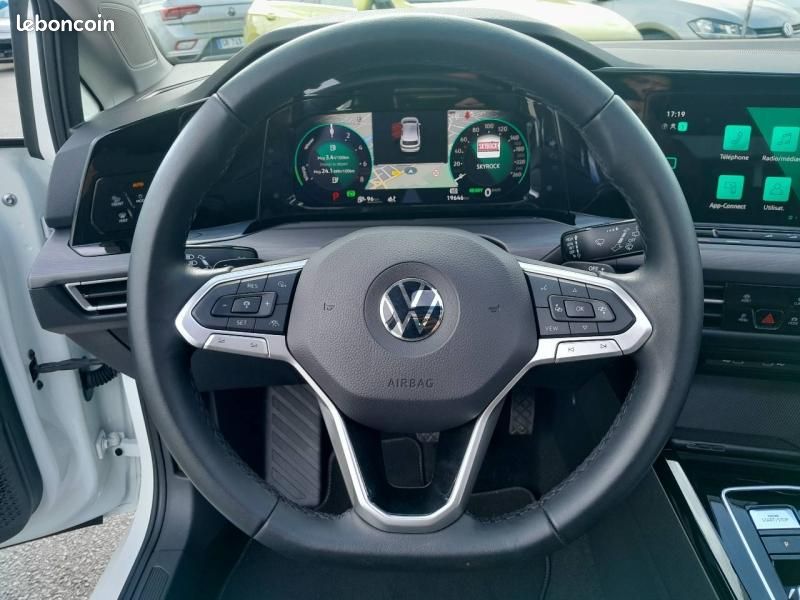 Volkswagen Golf 1.4 eHybrid OPF 204ch Style DSG6 (image 15)