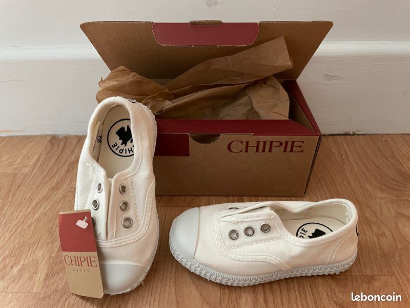 Chaussures blanches Chipie blanches pt22 (image 1)