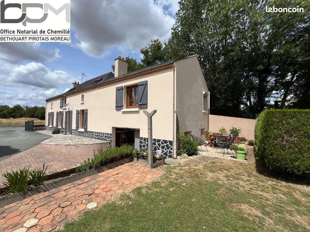 Maison 111 m² · à Chemillé-en-Anjou · 111 m² · 270 000 €