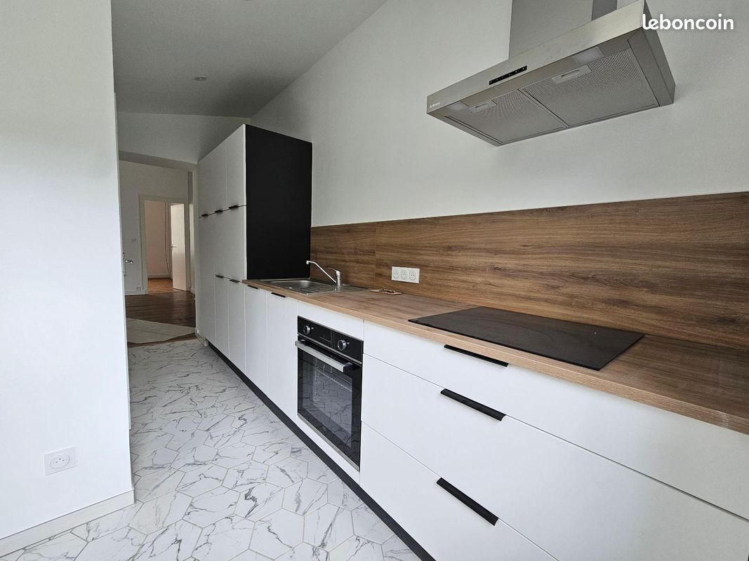 Appartement 2 pièces 42 m² · à Saumur · 42 m² · 590 €
