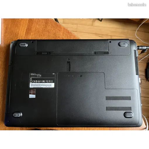 Samsung notebook np300e5e (image 3)