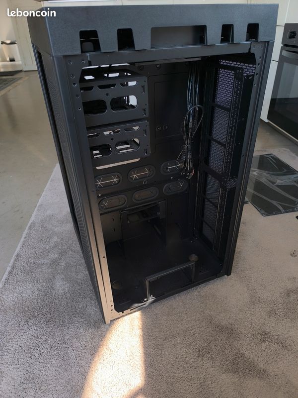Vends gr1'dz tour thermaltake 900 (image 3)