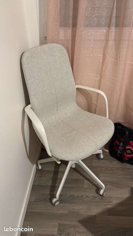 Chaise bureau BLANCHE IKEA (image 1)