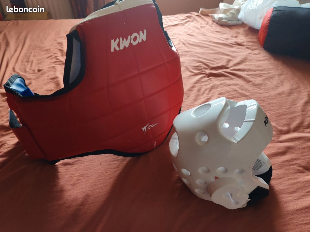 Plastron + Casque enfant (image 1)