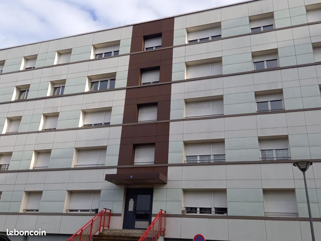 Appartement 5 pièces 87 m² · à Montbéliard · 87 m² · 642 €/mois