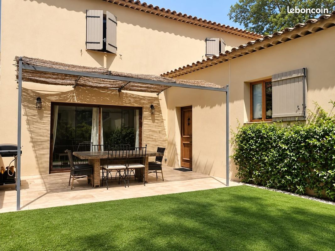 Maison 5 pièces 153 m² · à Lauris · 153 m² · 420 000 €