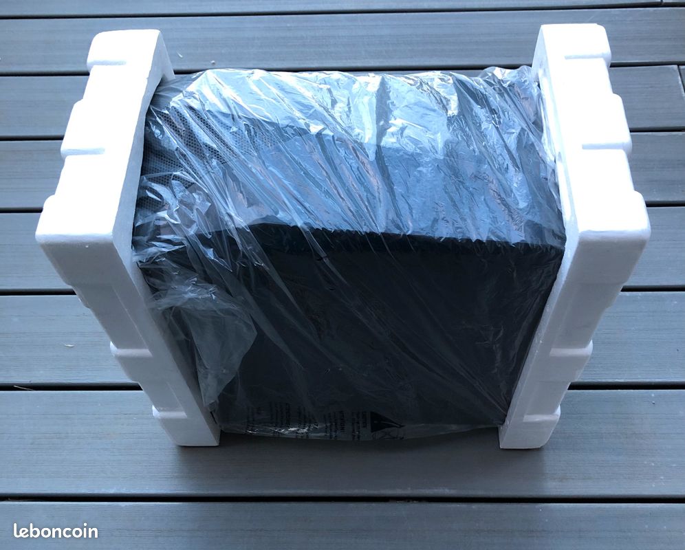 Boîtier CORSAIR Gaming ATX Moyen-Tour Corsair Carbide Series, SPEC-DELTA RGB En Verre Trempé (image 6)