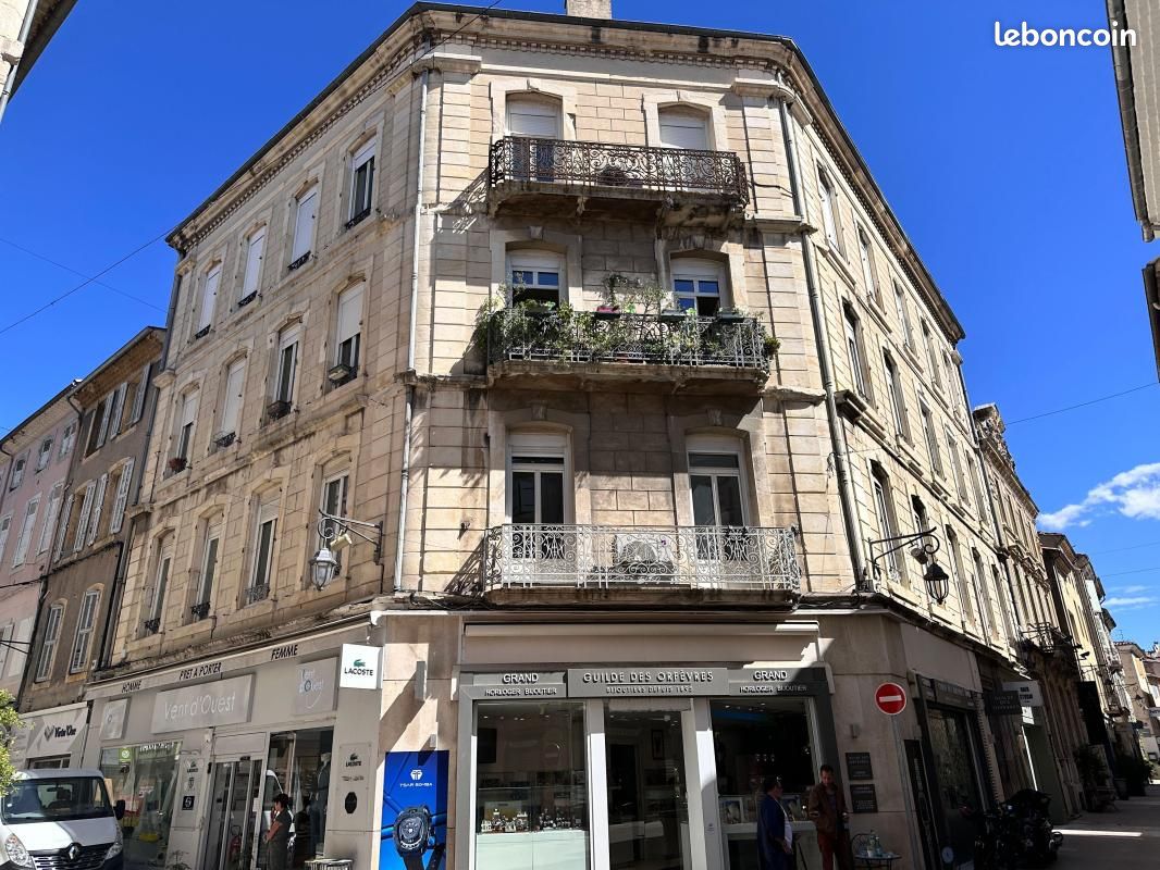 Appartement 4 pièces 143 m² · à Montélimar · 143 m² · 148 000 €