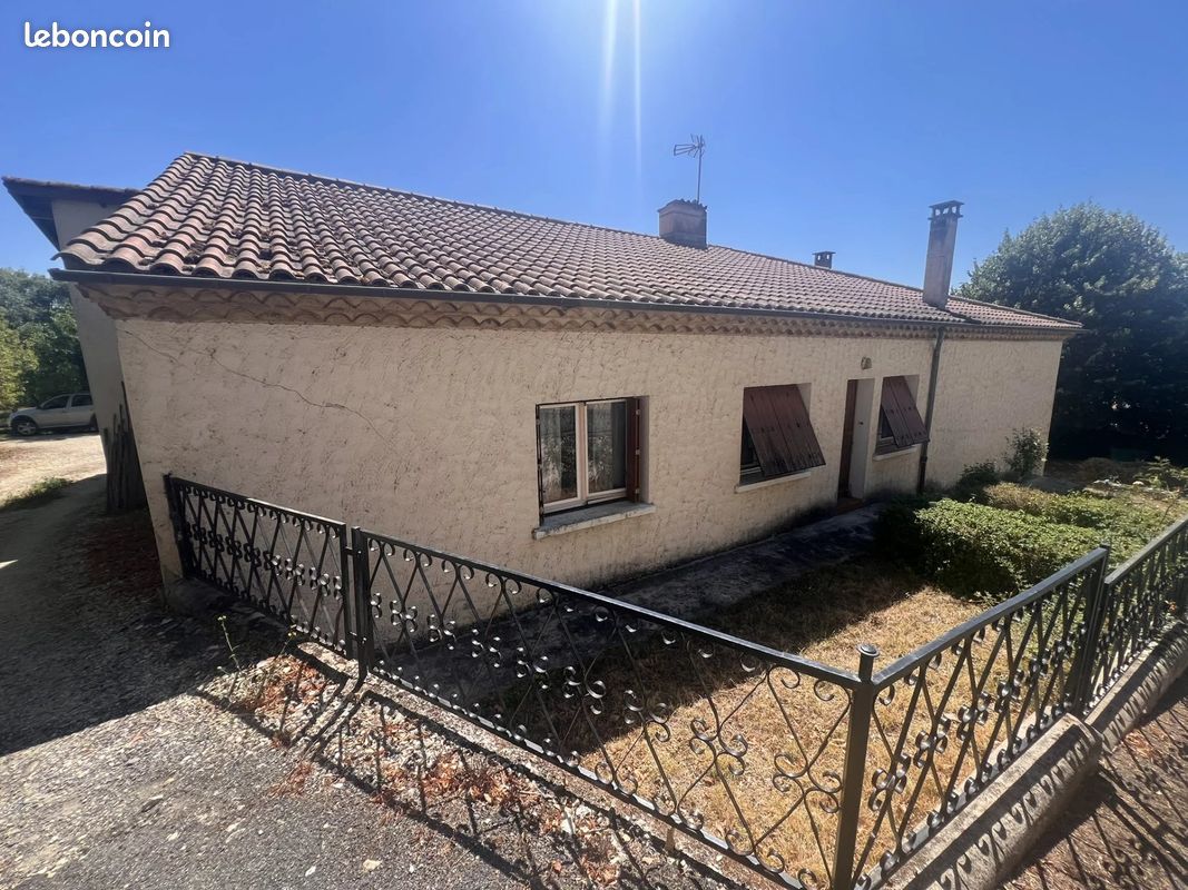 Maison 7 pièces 159 m² · à Auch · 159 m² · 127 000 €