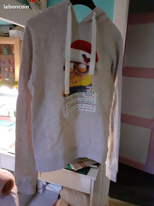 Pull femme minion (image 1)