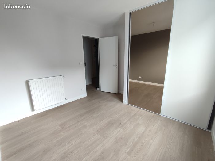Appartement 3 pièces 80 m² - Égletons 19300 (image principale 4)