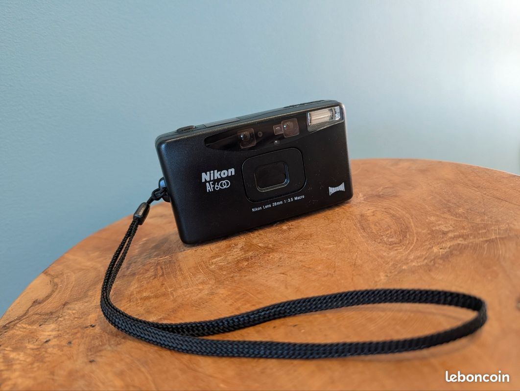 Appareil Photo Argentique Nikon Zoom 600 AF – Testé, Fonctionne, Très Bon état
