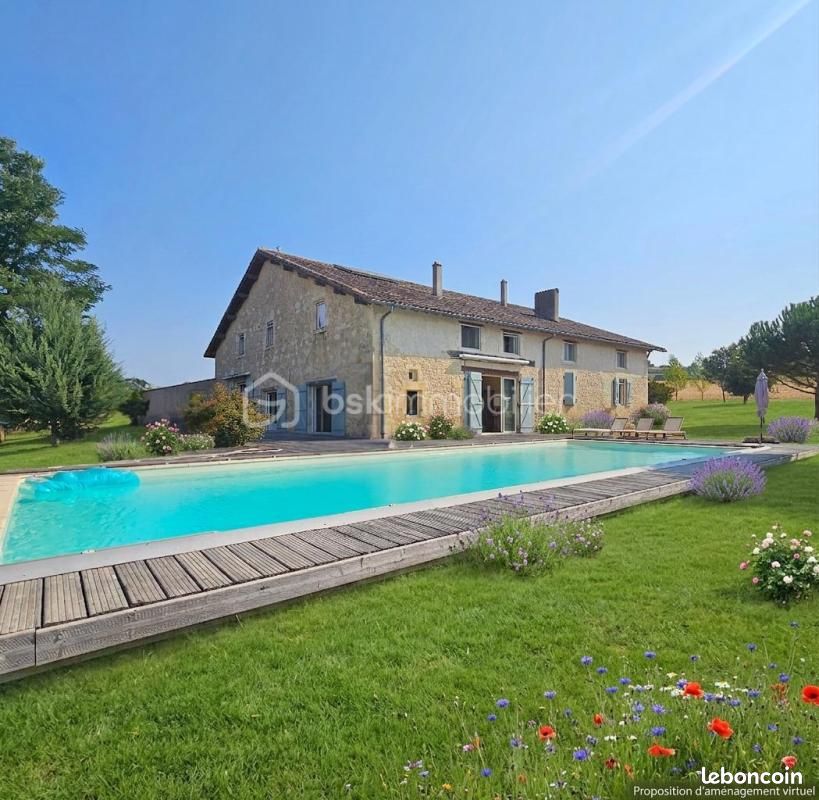 Maison 12 pièces 554 m² · à Castet-Arrouy · 554 m² · 730 000 €