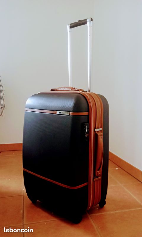 Ensemble neuf de bagages Delsey (image 1)