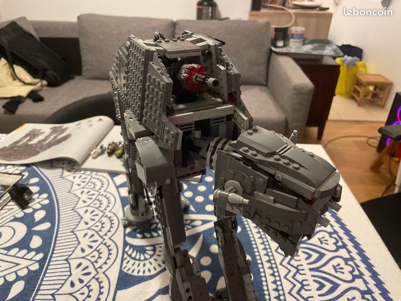 Lego Star Wars - AT AT (image 1)