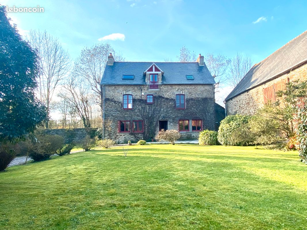 Maison 6 pièces 157 m² · à Saint-Méloir-des-Ondes · 157 m² · 556 000 €