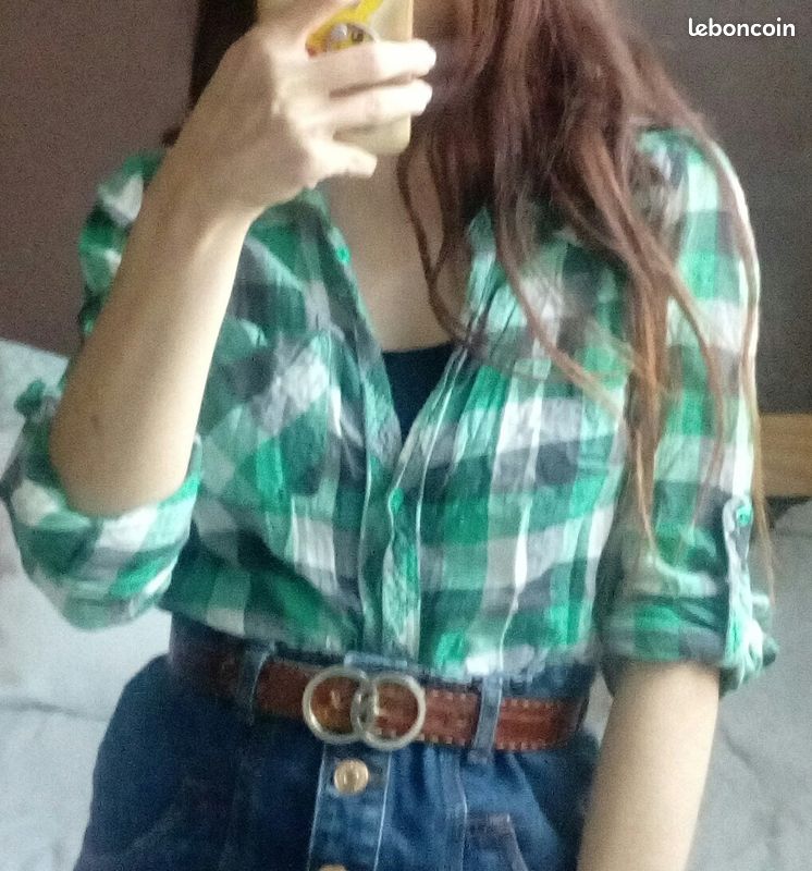 Chemise à carreaux verte en taille S (image 1)
