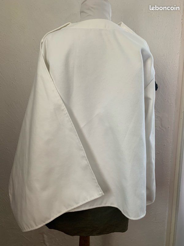 Veste avec écharpe intégré (image 6)