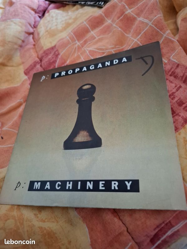 Propagaaanda machinery (image 1)