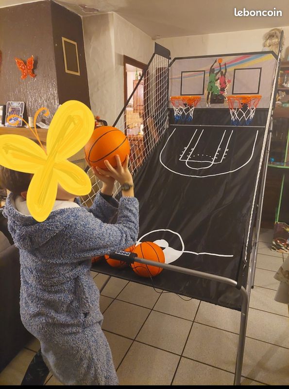 Panier de basket (image 1)