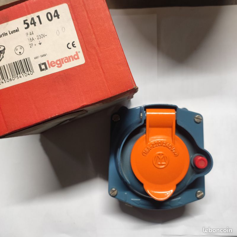 CEE Kupplung / 32 A / 230 V / weiblich nur 7,95
