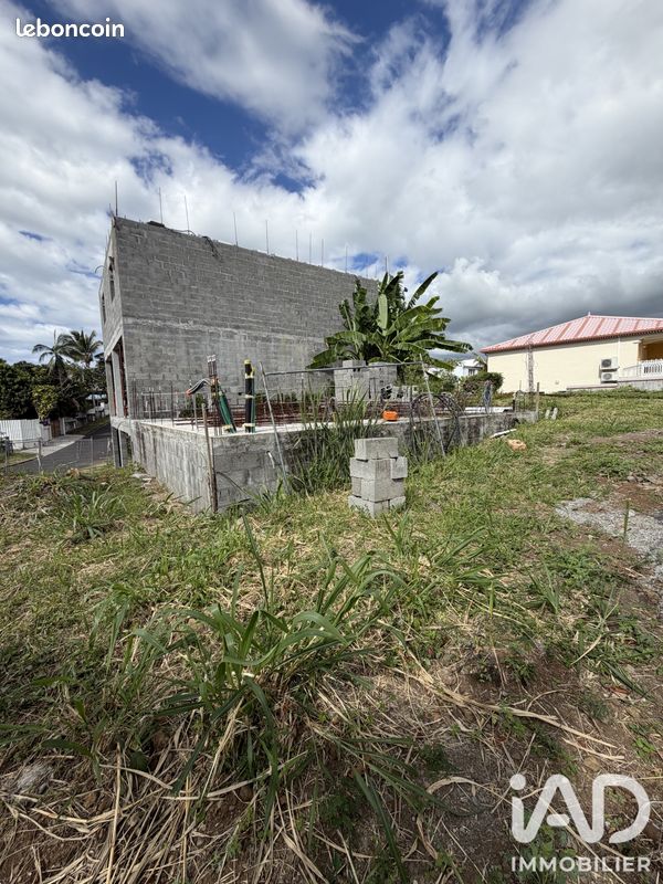 Terrain 244 m² · à Saint-André · 244 m² · 100 000 €