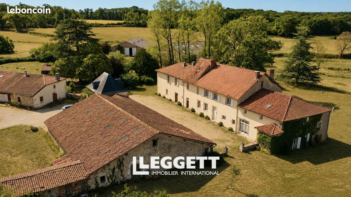 Maison 33 pièces 895 m² · à Hiesse · 895 m² · 636 000 €