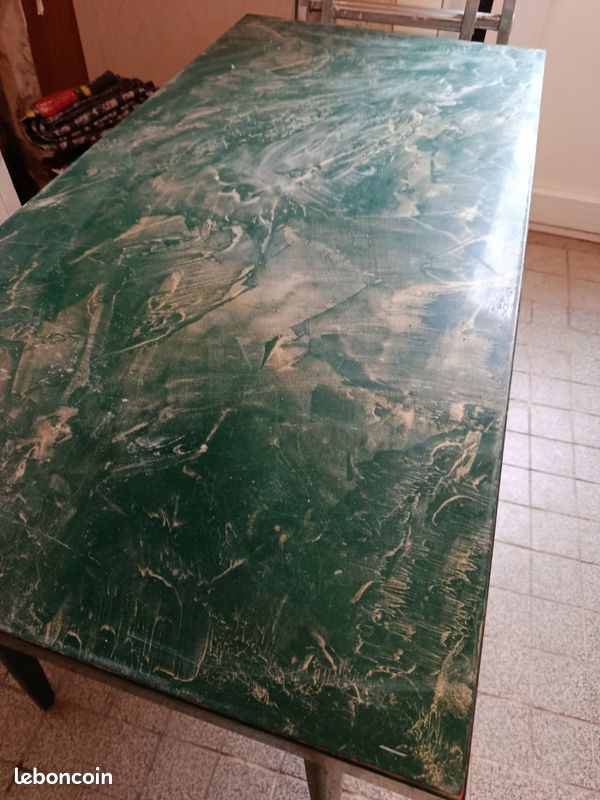 Table 60 par 120 (image 1)