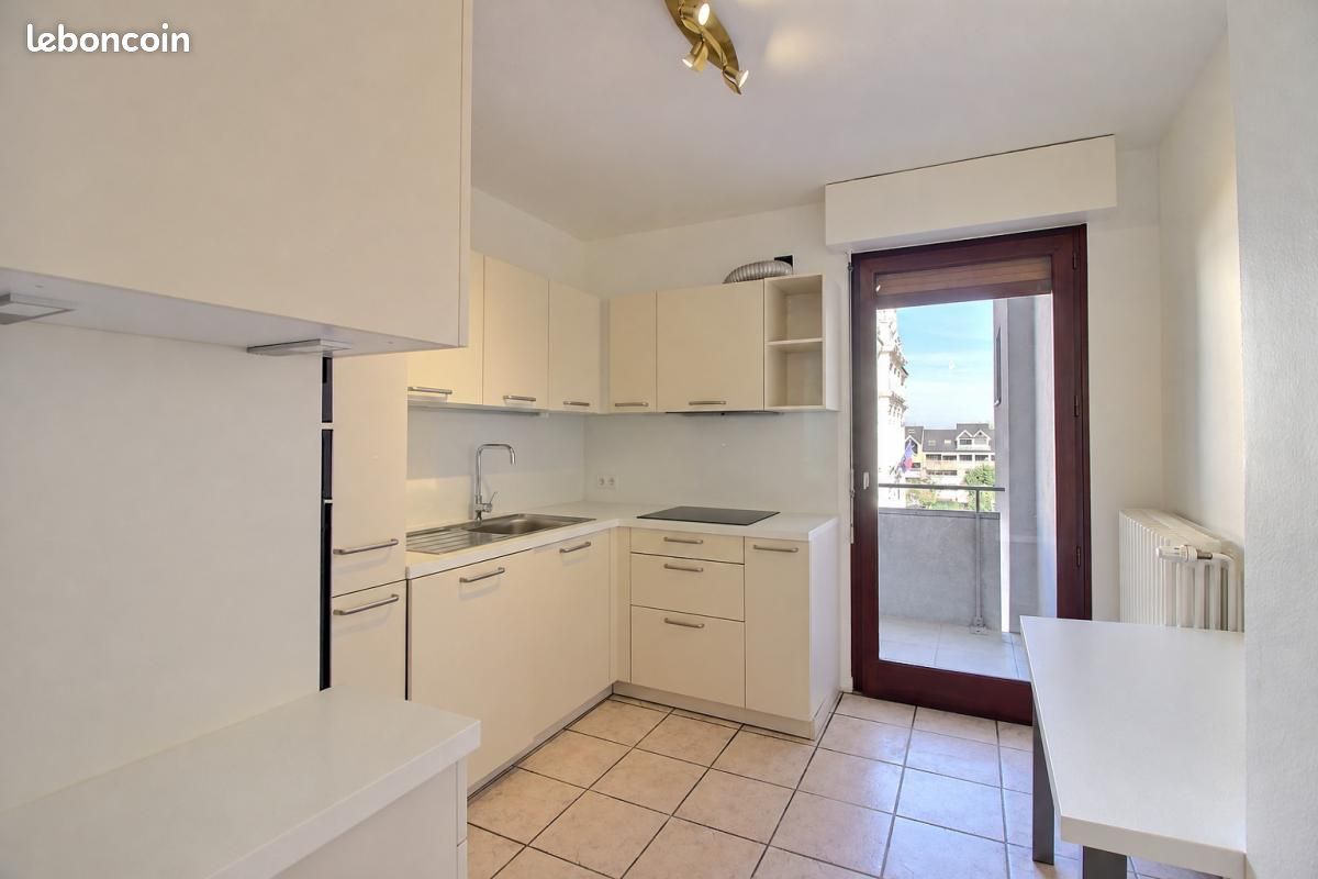 Appartement 3 pièces 85 m² · à Saint-Julien-en-Genevois · 85 m² · 1 450 €/mois