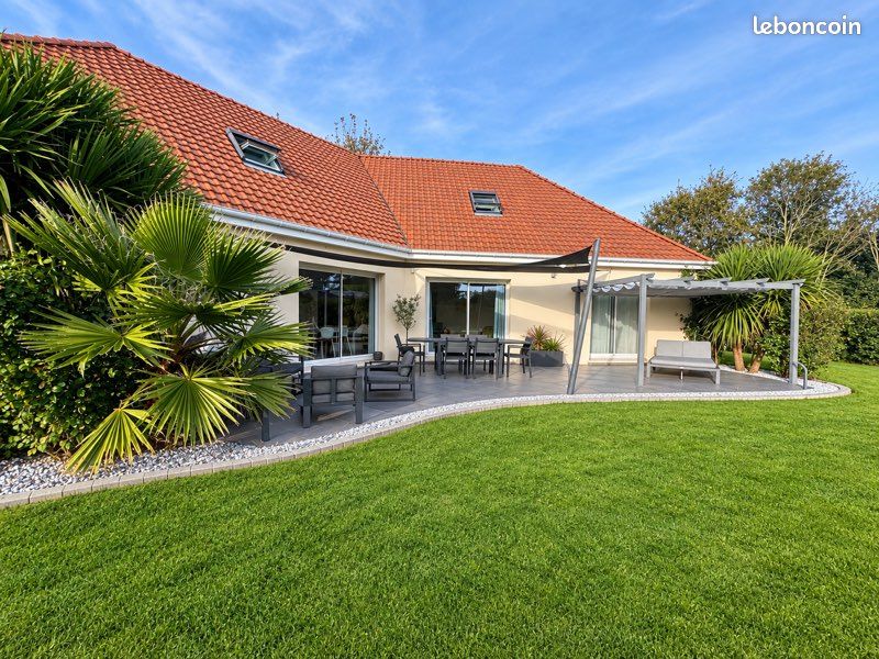 Maison 6 pièces 177 m² · à Saint-Jouin-Bruneval · 176,9 m² · 440 000 €