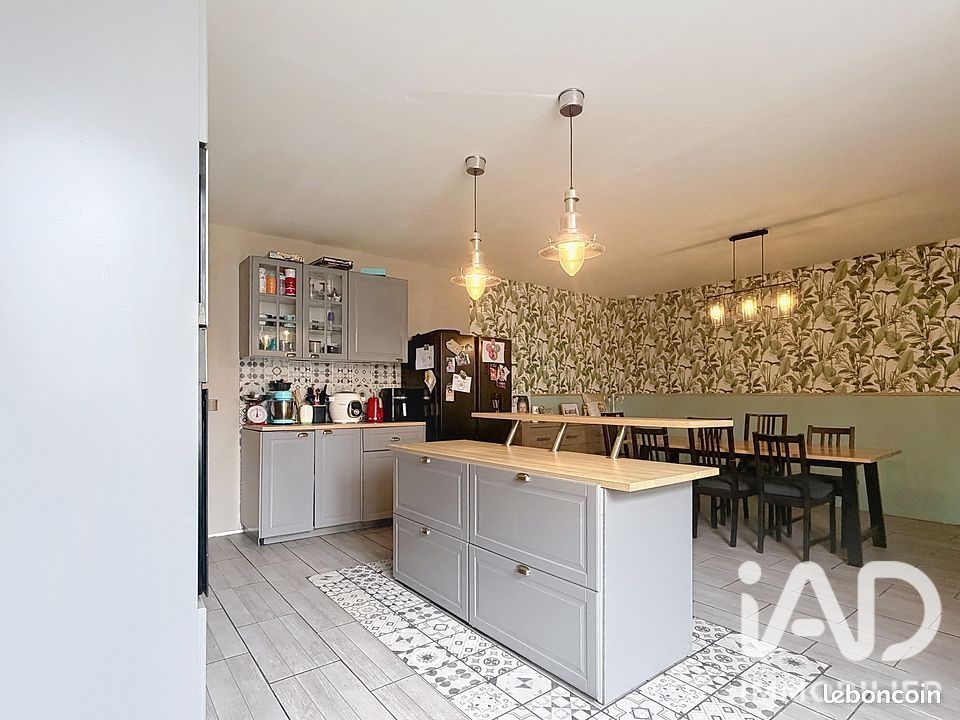 Maison 4 pièces 121 m² · à Crouy · 121 m² · 179 000 €