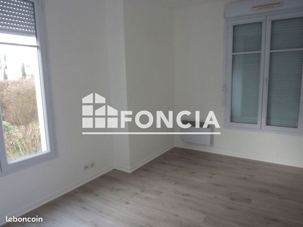 Appartement a louer - 3 pièce(s) - 68 m2 - Surfyn