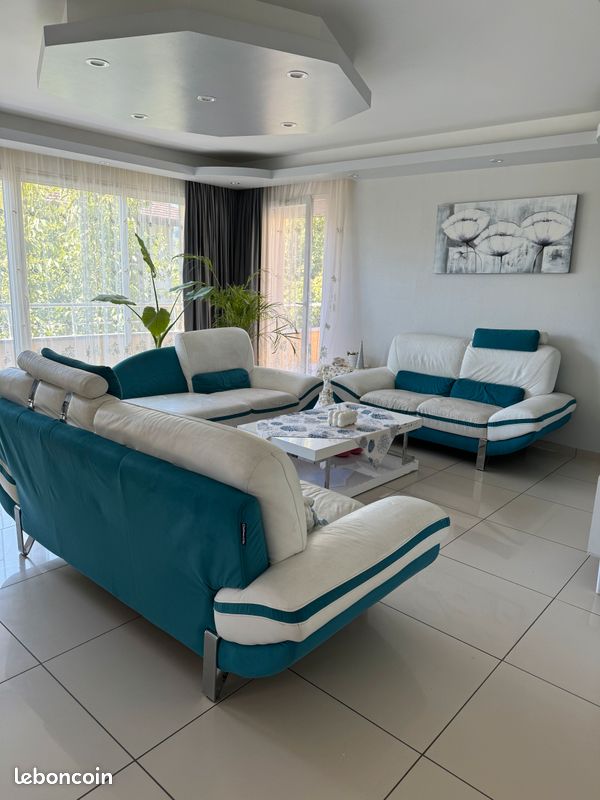 Maison 6 pièces 239 m² · à La Ravoire · 239 m² · 595 000 €