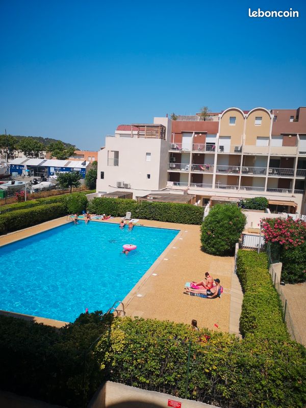 2 apts côte a côte 4 à 8 pers Mer soleil Appartements grande terrasse qui communique, refaits à neuf à Gruissan soleil ☀️ avec 3 vélos 👍🌞🏖️🏞️ (image 6)