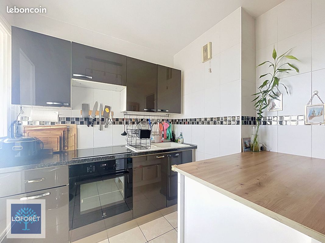 Appartement 4 pièces 88 m² · à Rillieux-la-Pape · 88 m² · 1 090 €/mois