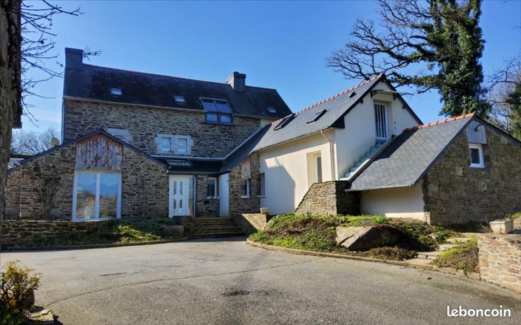 Propriété 7 pièces 177 m²