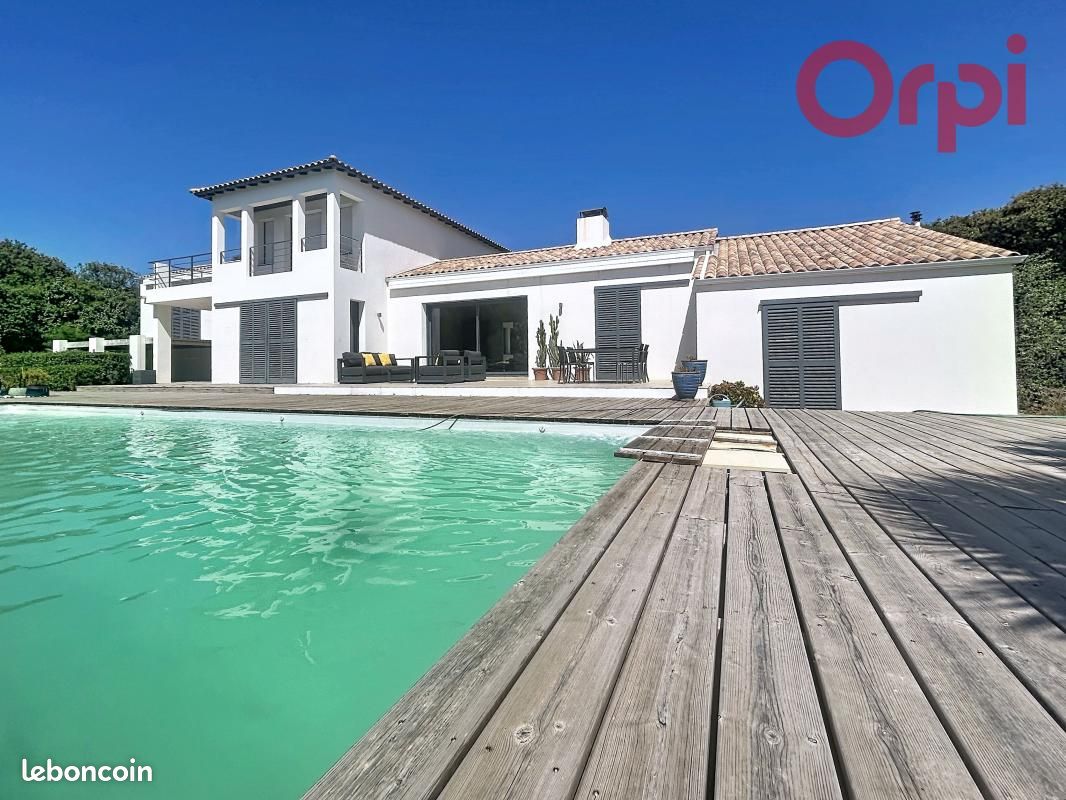 Maison 4 pièces 210 m² · aux Sables-d'Olonne · 210 m² · 2 288 000 €